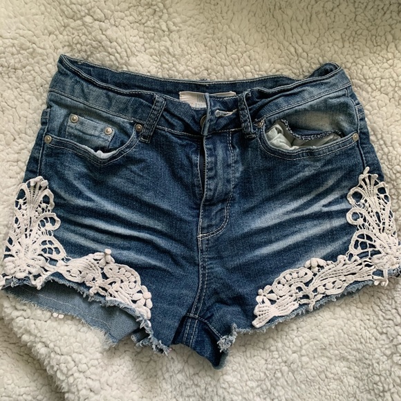 Women’s Denim Shorts with Lace